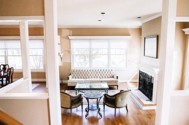 Foto del edificio - 121 Fox Crossing Ct