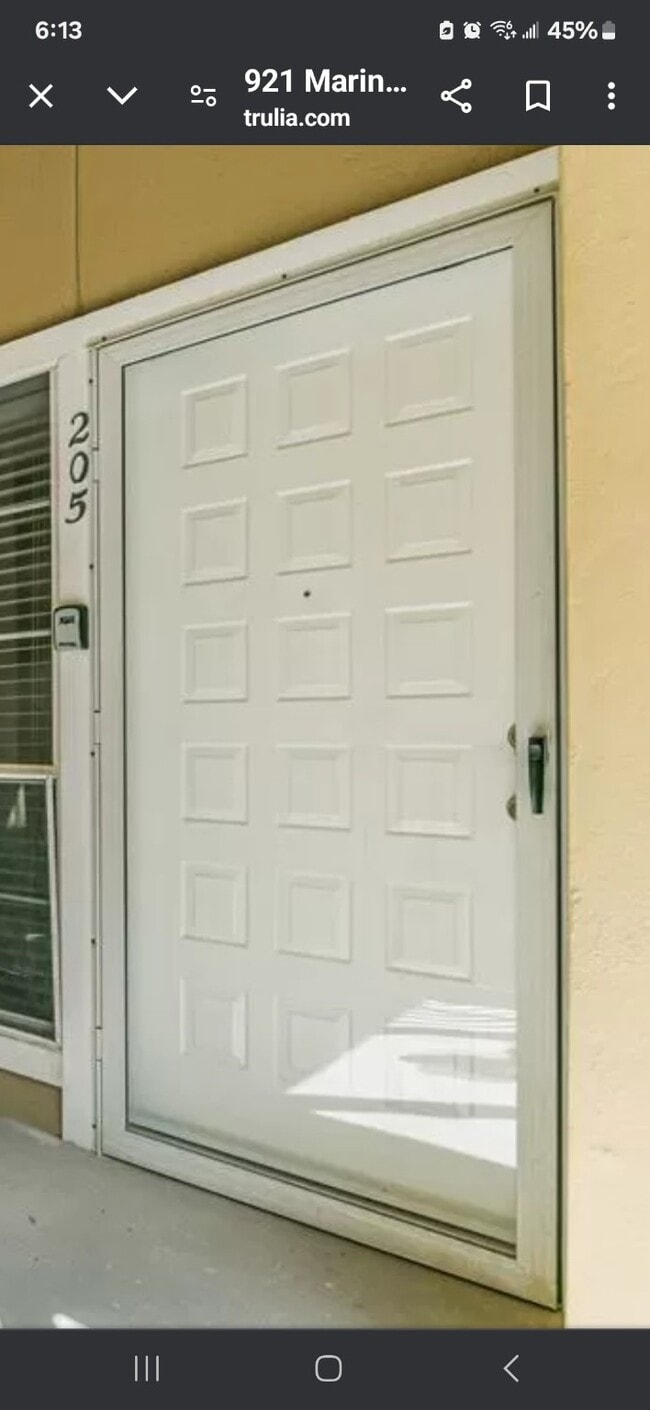 Building Photo - 921 Marine Dr