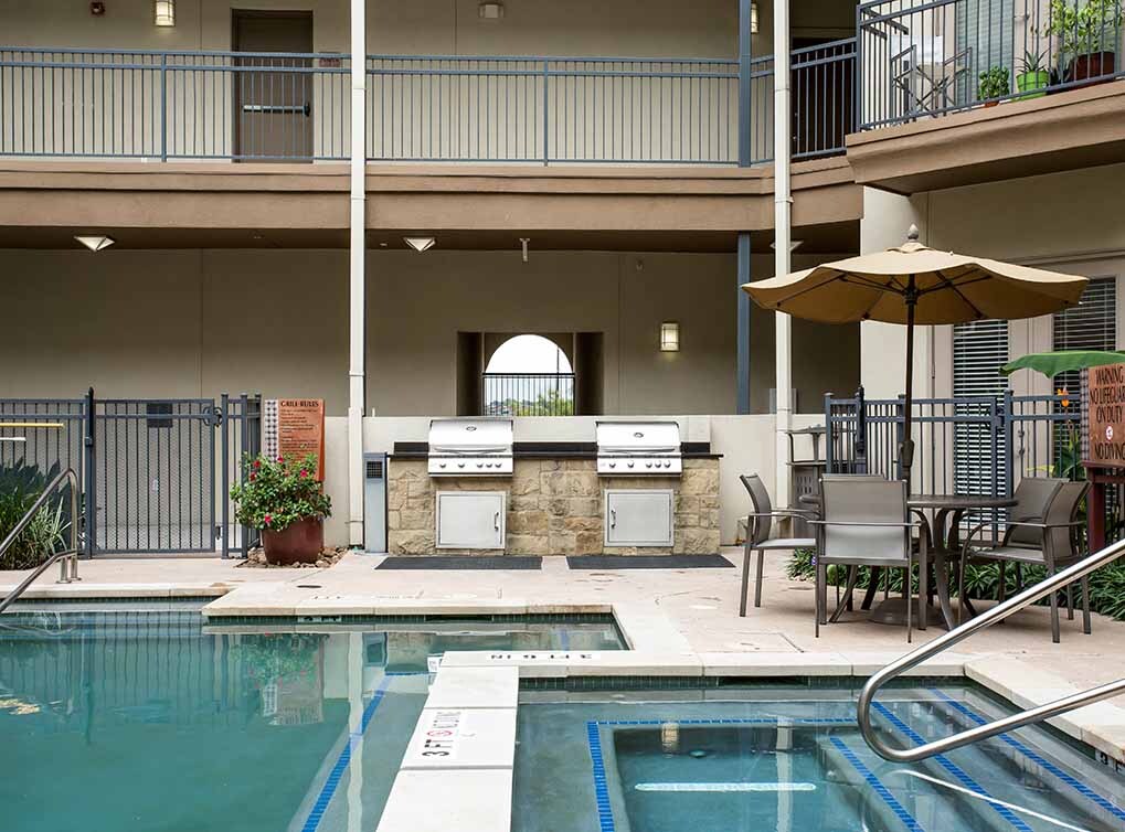 Foto principal - Turgid 2 BR Apt (That Means It's Good)