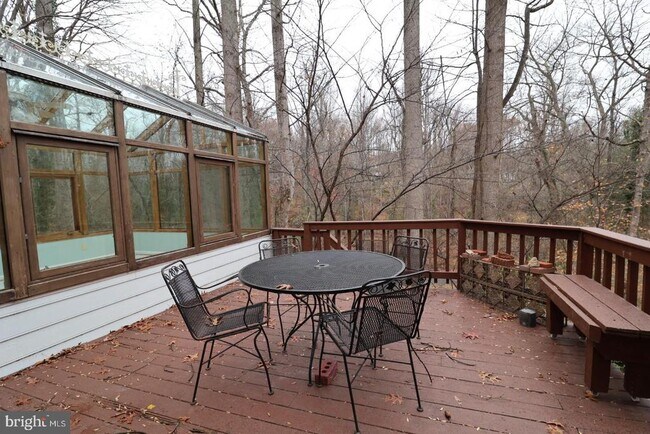 Foto del edificio - 11312 Myrtle Ln