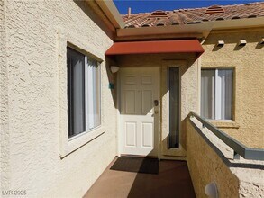 Building Photo - 260 E Flamingo Rd