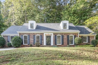 Building Photo - 701 McNabb Ct