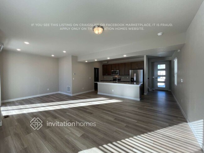 Building Photo - 13573 Arriba Dr