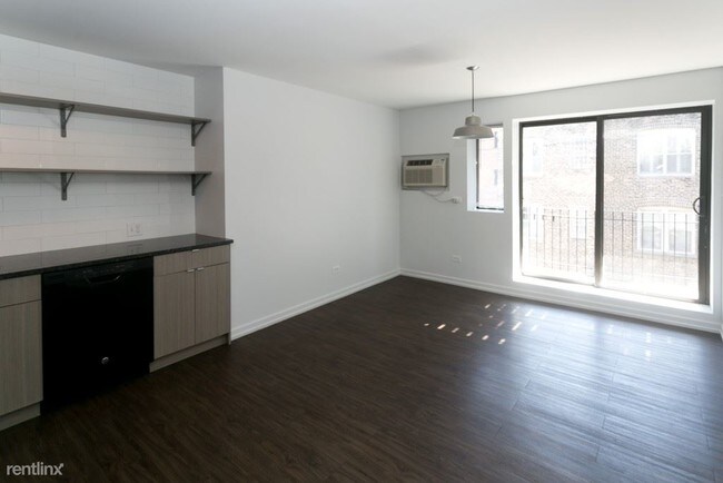 Building Photo - 5411 N Winthrop Ave