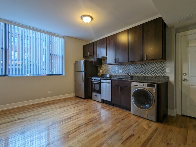 Foto del edificio - 2900 N Mildred Ave