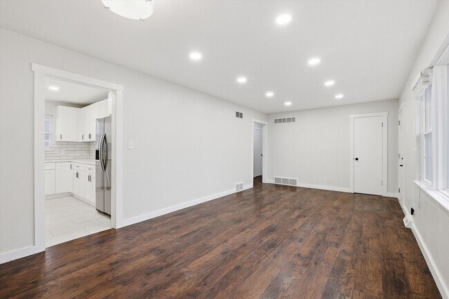 Foto del edificio - 4517 E 112 St