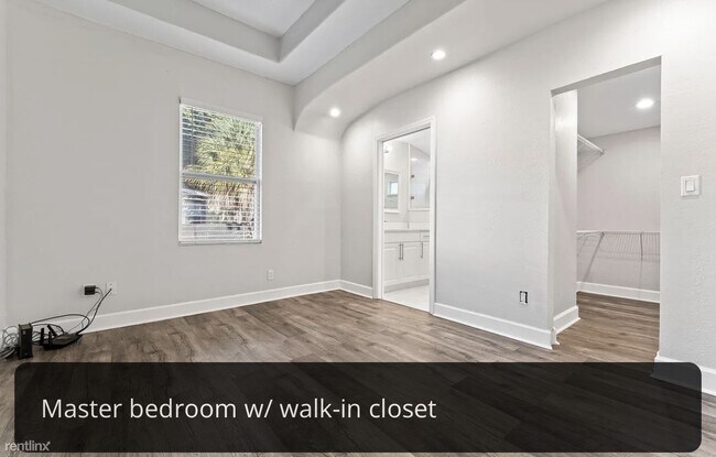Building Photo - 3 br, 2 bath House - 2331 West Spruce Street