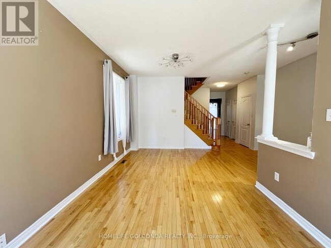 Building Photo - 28 Barnstone Dr