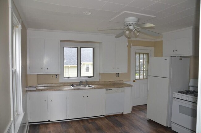 Building Photo - 61-63 Chestnut Street LLC