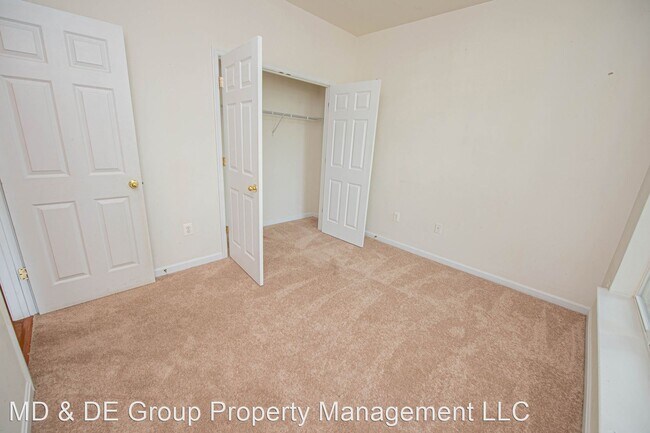 Foto del edificio - 4 br, 2.5 bath House - 106 Sailors Ln, Unit 4