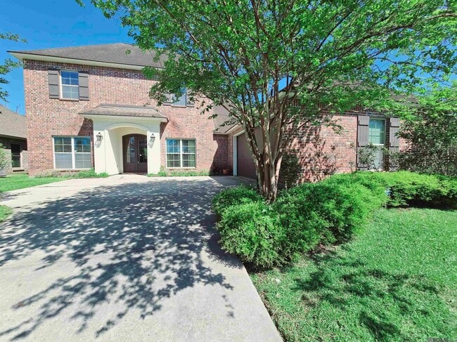 Building Photo - 18258 River Landing Dr
