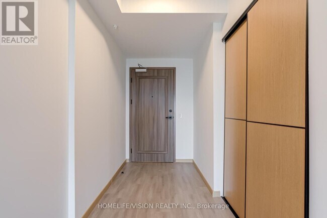 Photo du bâtiment - 3429-3429 Sheppard Ave E