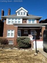 Building Photo - 1612 Atkinson St