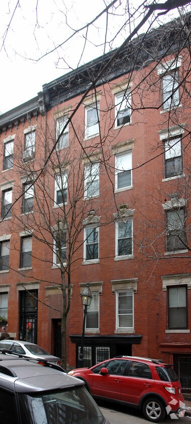 Building Photo - 30 Grove St