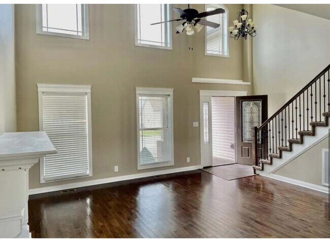 Building Photo - 1741 Autumnwood Blvd