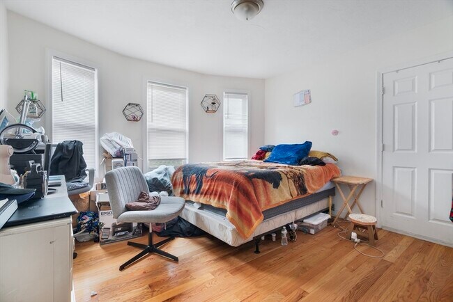 Foto del edificio - 157 River St