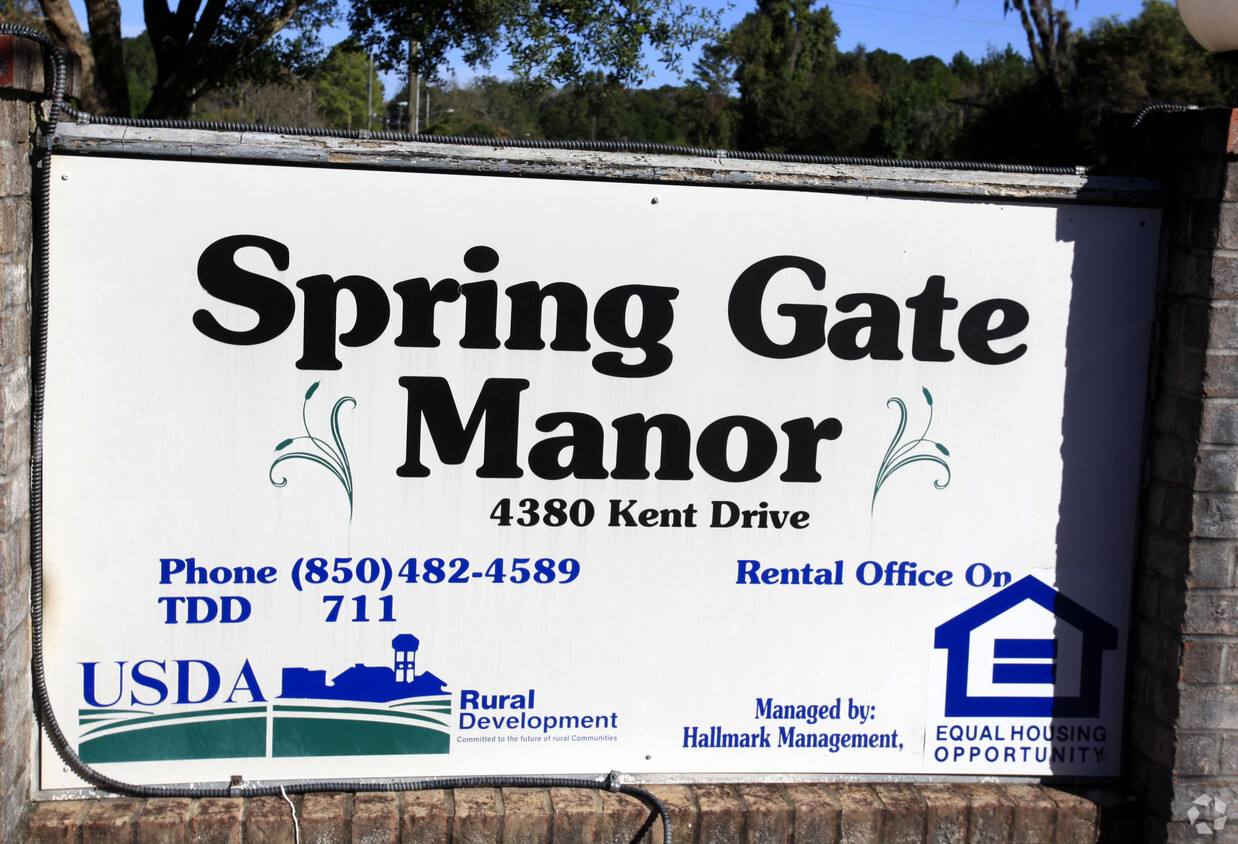 Foto del edificio - Spring Gate Manor