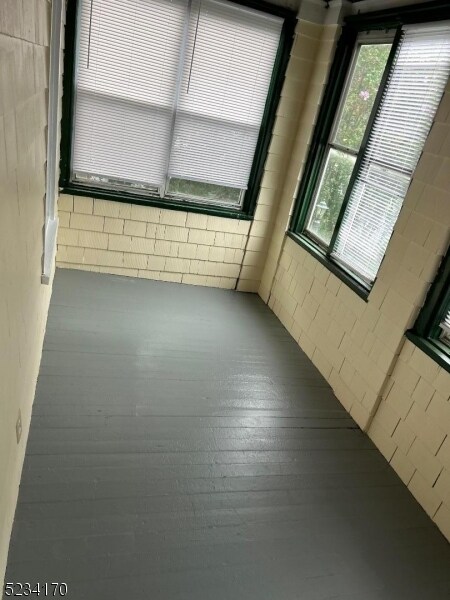 Building Photo - 13 Jacobus Ave