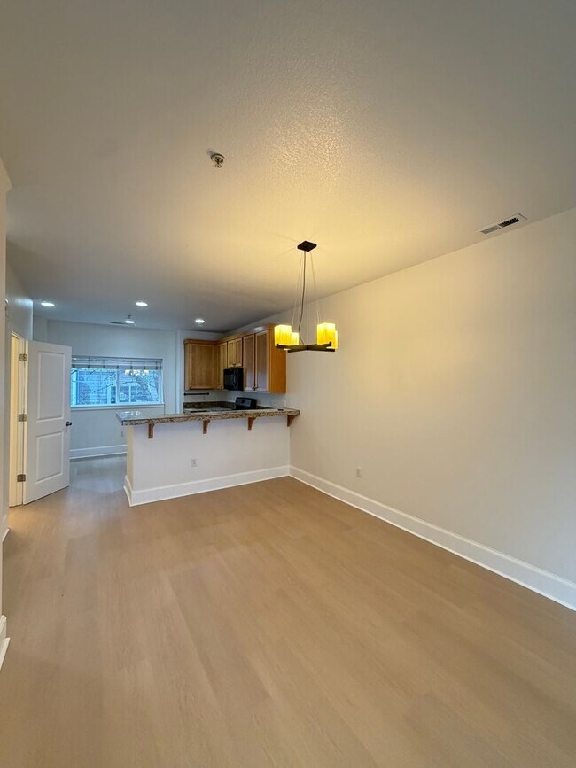 Foto del edificio - 18425 SW Stepping Stone Dr
