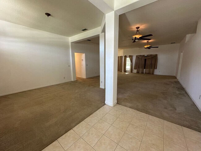 Building Photo - 4 Bedroom, 3 Bath, 3 Car Garage on 1 Acre ...