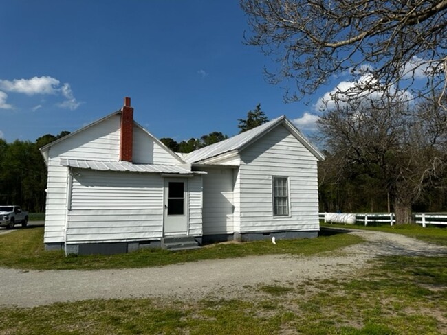 Building Photo - 8091 Mill Branch Road