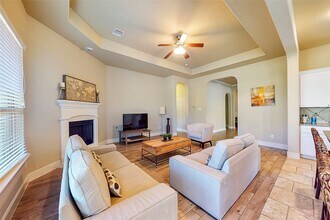 Building Photo - 151 West Wading Pond Circle