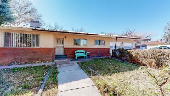 Foto del edificio - NORTH VALLEY 3 Bedroom  2 Bath