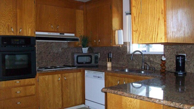 Foto del edificio - 39262 Sundale Dr