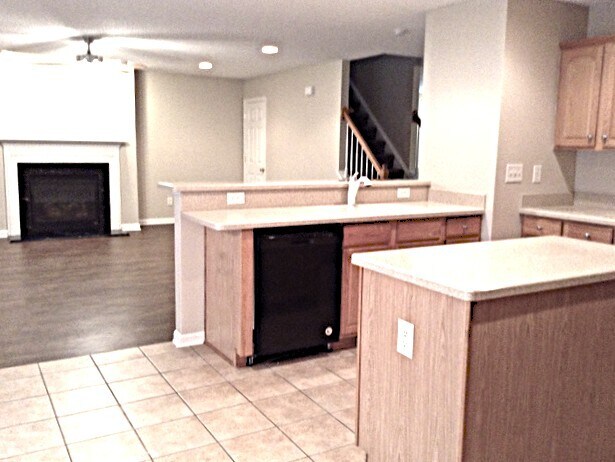 Foto del edificio - 2305 Apple Glen Ln