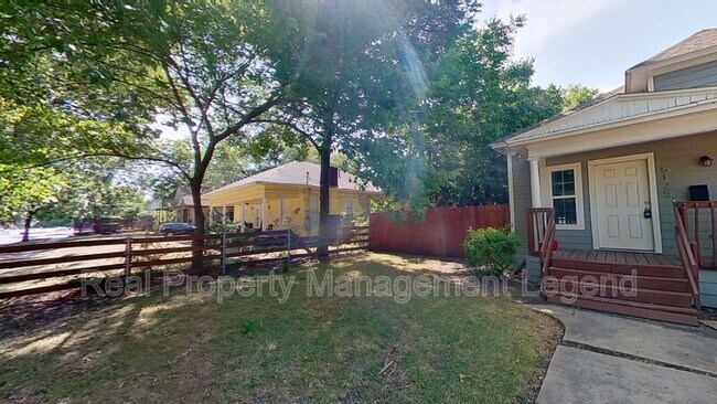 Foto del edificio - 5125 Eastside Ave