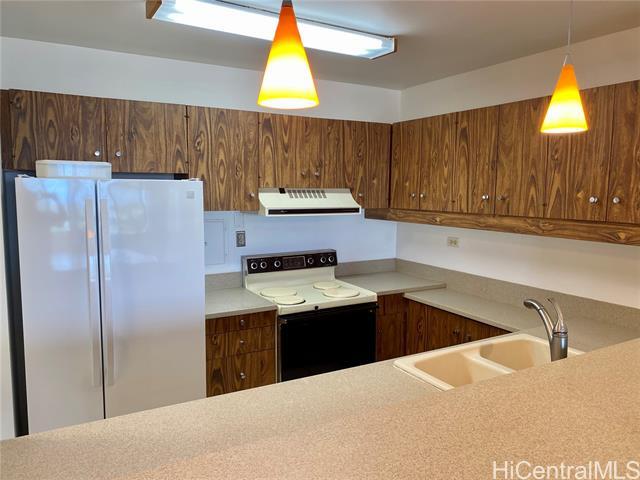 Building Photo - 1717 Mott Smith Dr