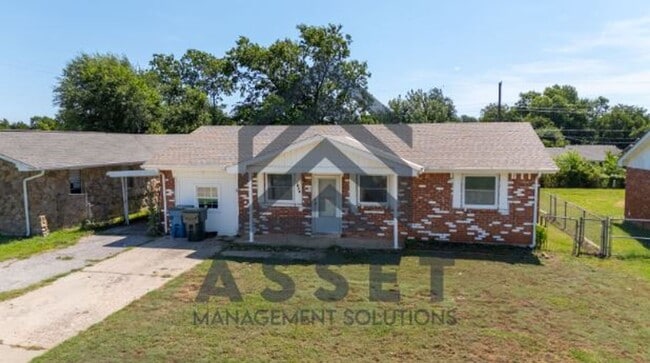 Building Photo - 4 Bedroom Available for Lease & Rent to Own!