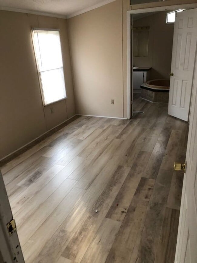 Foto del edificio - 112 Ponds Ln