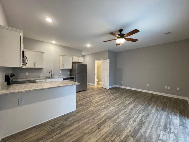 Foto del edificio - 317/319 Prescott Lane