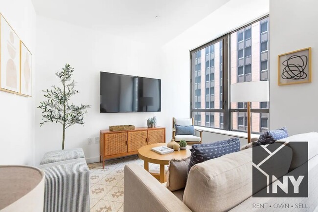 Building Photo - Open Exposure   Oversized Living Room    F...