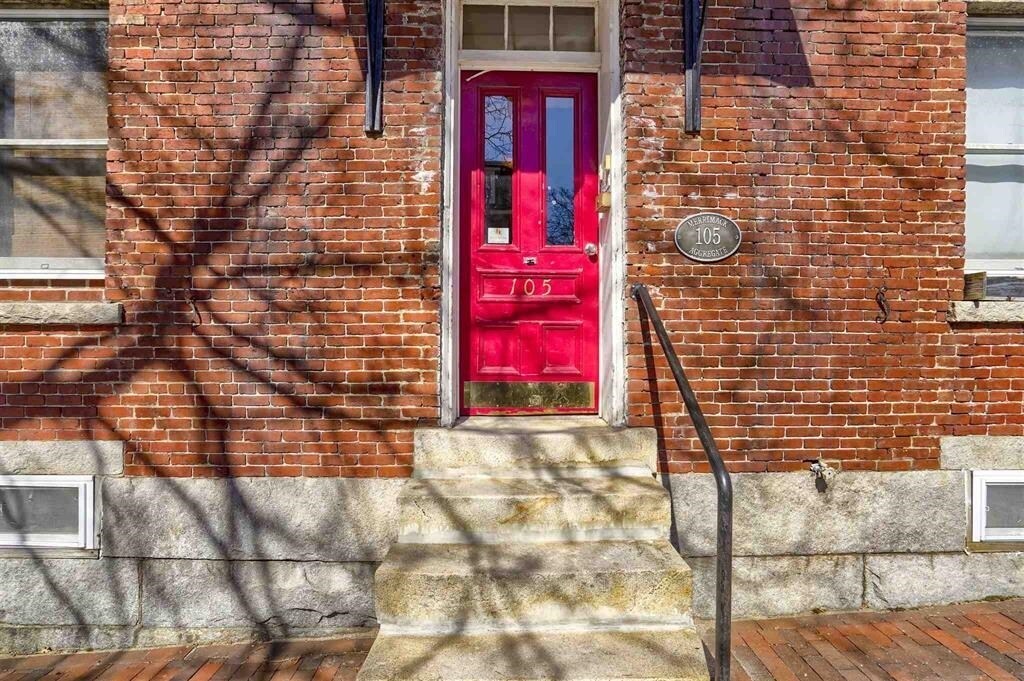 Foto principal - 105 W Merrimack St