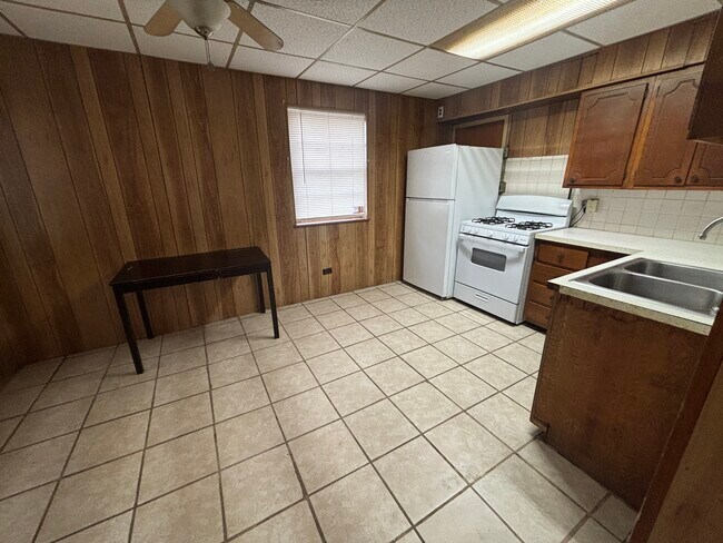 Foto del edificio - Madrid Court