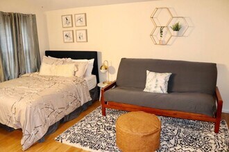 Building Photo - 1600 N Jackson St