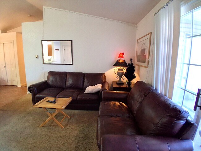 Foto del edificio - 146 W 1230 N St