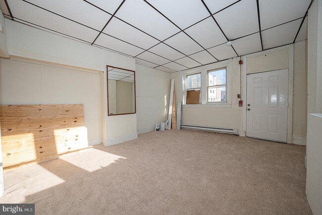 Building Photo - 5023 Woodland Ave
