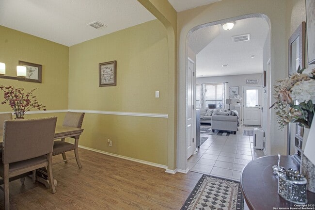 Building Photo - BEAUTIFUL 3-BEDROOM HOME WITH FANTASTIC PATIO IN ALAMO RANCH