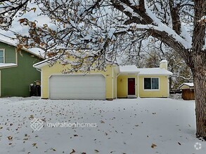 Building Photo - 1857 S Fundy Way