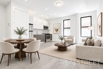 Building Photo - Gorgeous Spacious 3 Bedroom in Prime Crown Heights