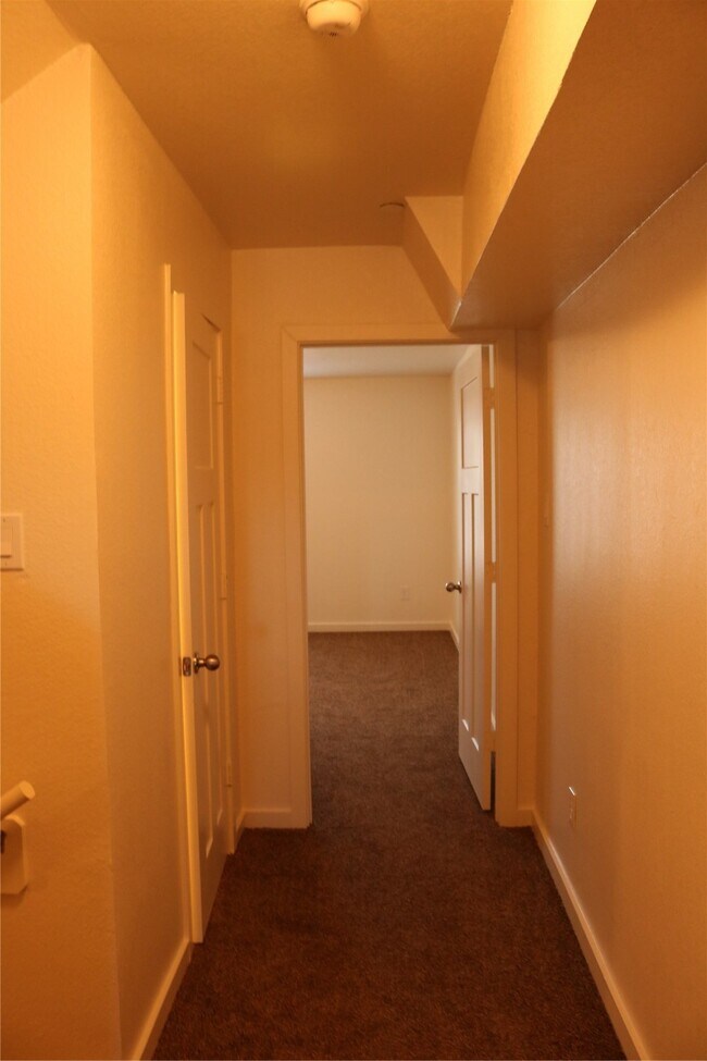 Foto del edificio - 10535 Mills Rd