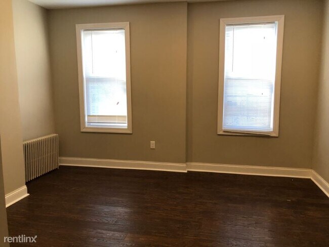 Foto del edificio - 96 Seaview Ave