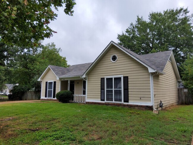 Foto del edificio - 6370 S Fawn Hollow Cir