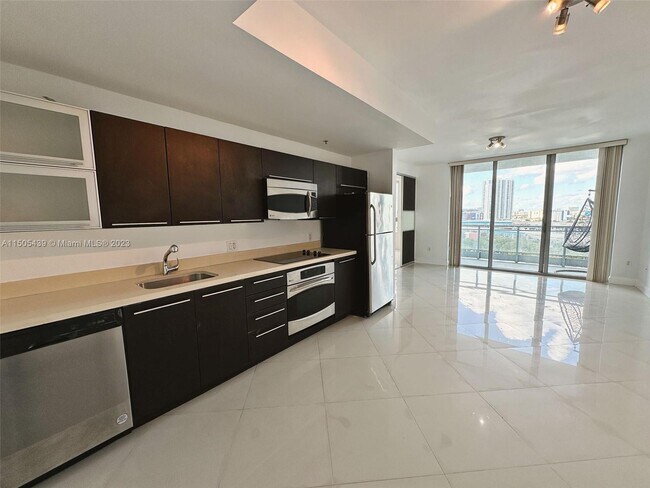 Foto del edificio - 90 SW 3rd St