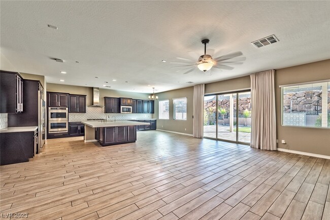 Building Photo - 2807 Athens Ridge Dr