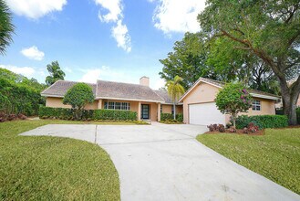 Building Photo - 6943 Giralda Cir