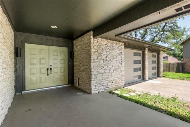 Building Photo - 12505 Mossy Bark Trail